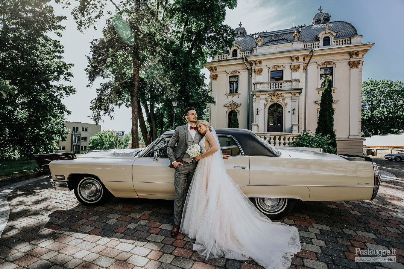 Karina Baranovska Vilnius Retro Cadillac automobilių Nuoma Darbų