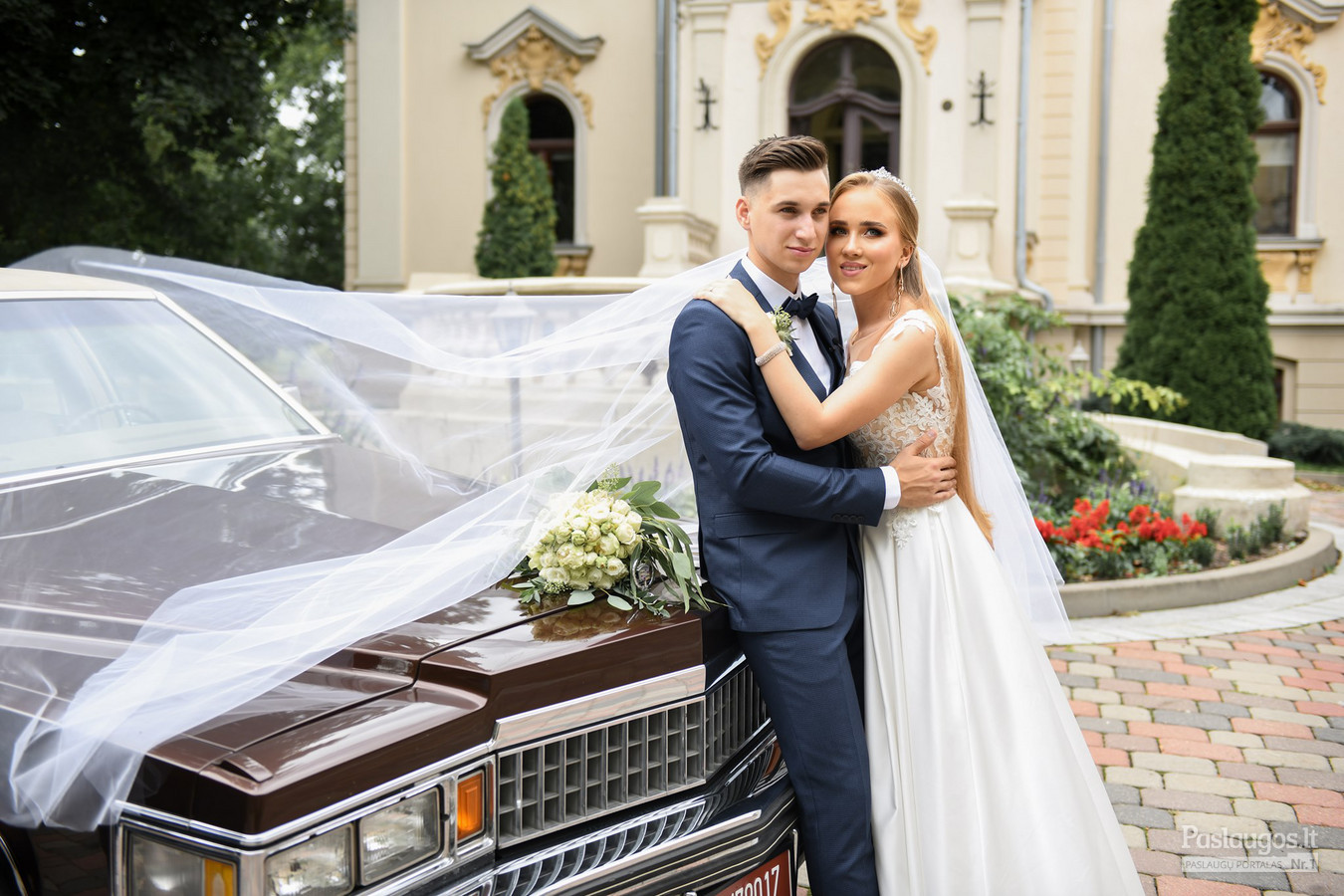 Karina Baranovska Vilnius Retro Cadillac automobilių Nuoma Darbų