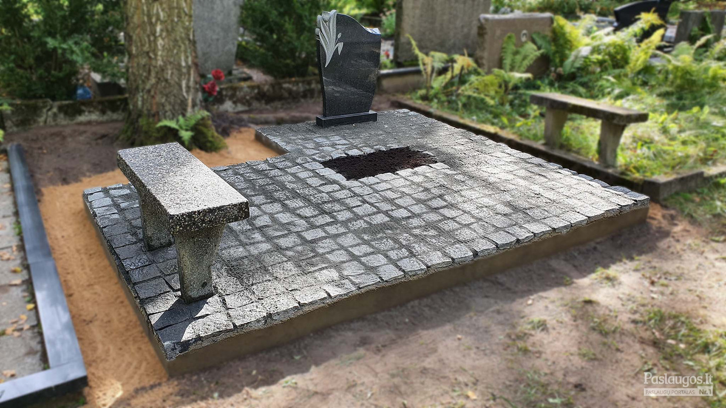 Skaldytų granito trinkelių klojimas ant betonuoto pagrindo