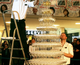 Didžiausia piramide pabaltyje- Latvija, "Ryga Plaza"