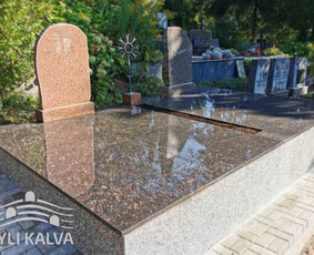 Paminklų gamyba - Granito plokštės kapams, dengimas - 3 Granito plokštės kapams, dengimas - Paminklų gamyba - 3