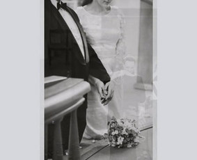 Valentino diena. Žiemos vestuvės ♡
Idėjos autorė, planuotoja, dekoratorė ir nuotaka - Kristina Vanagienė. Foto ir video autorė - Kristina Sereikaitė ("Kristina Sereikaitė Photography",
E+K wed