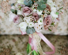 Valentino diena. Žiemos vestuvės ♡
Idėjos autorė, planuotoja, dekoratorė ir nuotaka - Kristina Vanagienė. Foto ir video autorė - Kristina Sereikaitė ("Kristina Sereikaitė Photography",
E+K wed