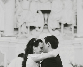 Valentino diena. Žiemos vestuvės ♡
Idėjos autorė, planuotoja, dekoratorė ir nuotaka - Kristina Vanagienė. Foto ir video autorė - Kristina Sereikaitė ("Kristina Sereikaitė Photography",
E+K wed