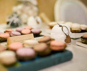 Valentino diena. Žiemos vestuvės ♡
Idėjos autorė, planuotoja, dekoratorė ir nuotaka - Kristina Vanagienė. Foto ir video autorė - Kristina Sereikaitė ("Kristina Sereikaitė Photography",
E+K wed