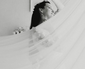 Valentino diena. Žiemos vestuvės ♡
Idėjos autorė, planuotoja, dekoratorė ir nuotaka - Kristina Vanagienė. Foto ir video autorė - Kristina Sereikaitė ("Kristina Sereikaitė Photography",
E+K wed