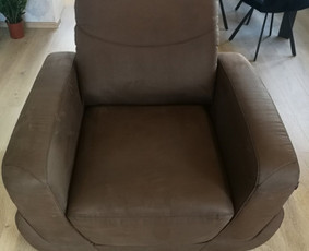 Baldų, kilimų, kiliminės dangos, kėdžių,odinių baldų valymas / Kristina A. / Darbų pavyzdys ID 2083914