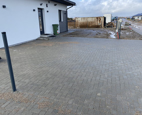Trinkelių klojimas, pagrindų ruošimas, bortų dėjimas,stogai / Mindaugas / Darbų pavyzdys ID 2096514