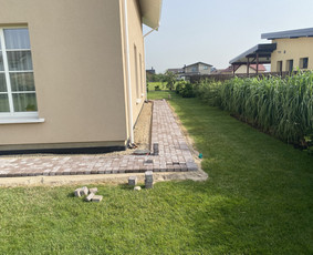 Trinkelių klojimas, pagrindų ruošimas, bortų dėjimas,stogai / Mindaugas / Darbų pavyzdys ID 2096544