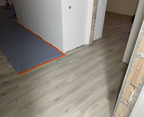 Apdailos Komanda - Laminato klojimas - 4 Laminato klojimas - Apdailos Komanda - 4