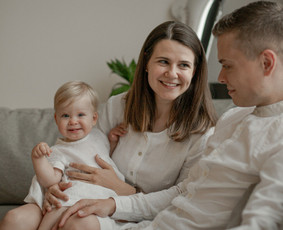 Vestuvės ir asmeninės fotosesijos - Krikštynų fotosesija - 4 Krikštynų fotosesija - Vestuvės ir asmeninės fotosesijos - 4