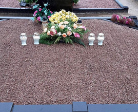 Kapų tvarkymas, priežiūra, dekoravimas Panevėžio apskrityje - Tradiciniai amatai - 3 Tradiciniai amatai - Kapų tvarkymas, priežiūra, dekoravimas Panevėžio apskrityje - 3