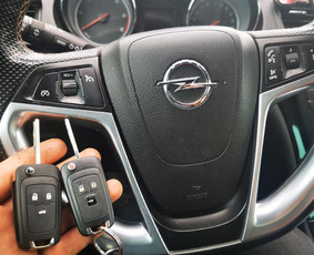 Automobilių raktų gamyba, programavimo paslaugos / Elektrikas, programavimo paslaugos / Darbų pavyzdys ID 2135734