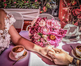 Nuotraukos autorė-V.Gorbačiova("VG Wedding & Glamour photography"),
Planuotoja, dekoratorė, režisierė - K. Vanagienė ("Vestuvių Fėja"),
Šventės vieta - "Pasaka kino teatras",
Ritos ir Ev...
