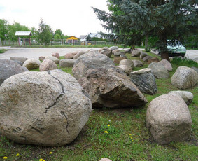 Skalda zvyras smėlis juodzemis sijotas - Akmenys - 4 Akmenys - Skalda zvyras smėlis juodzemis sijotas - 4