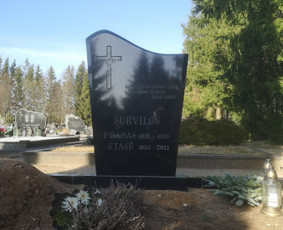 Raidžių kalimas ant paminklo kapinėse / Raidžių kalimas ant paminklo / Darbų pavyzdys ID 2156463
