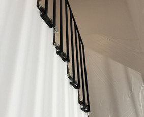 Metalines Stiklo konstrukcijos,pertvaros, laiptu tureklai / Andzej / Darbų pavyzdys ID 2156791