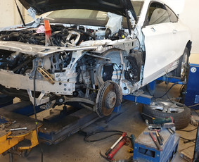 Taupykite savo brangų laiką ir pinigus - Automobilių kėbulo detalių remontas ir atnaujinimas - 2 Automobilių kėbulo detalių remontas ir atnaujinimas - Taupykite savo brangų laiką ir pinigus - 2