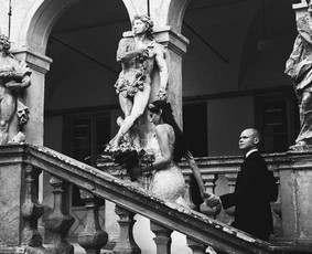 Nuotraukos autorė - Karolina Šližytė ("Portraits by Karolina"),
Planuotoja, dekoratorė, režisierė - Kristina Vanagienė ("Vestuvių Fėja"),
Šventės vieta - Italija
Sandros ir Vilmanto ve...