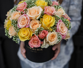 Floristas, gėlių salonas, gėlių pristatymas į namus / Gėlės į namus / Darbų pavyzdys ID 2185739