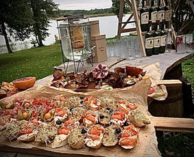 Bbq šefai Jūsų šventėje - Vieno kąsnio sumuštiniai - 3 Vieno kąsnio sumuštiniai - Bbq šefai Jūsų šventėje - 3