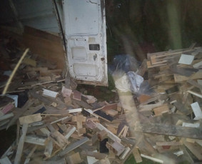 Senu baldų išvežimas, transporto paslaugos. - Šiukšlių išvežimas - 1 Šiukšlių išvežimas - Senu baldų išvežimas, transporto paslaugos. - 1