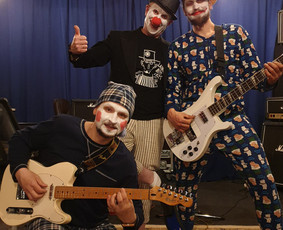 "Laimingu Būti Lengva" - gyvos muzikos grupė / Laimingu būti lengva / Darbų pavyzdys ID 2219890