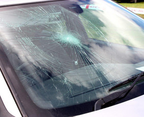 Stiklų keitimas, remontas, tonavimas - Automobiliu stiklai stiklu keitimas - 1