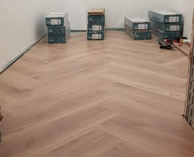 Parketo, vinilo, laminato. grindjuosčių. profilių montavimas / Linas / Darbų pavyzdys ID 2224390