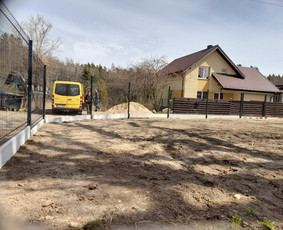 Montuojam segmentines ir metaliniu tvoralenčių tvoras / Arvydas / Darbų pavyzdys ID 2233978
