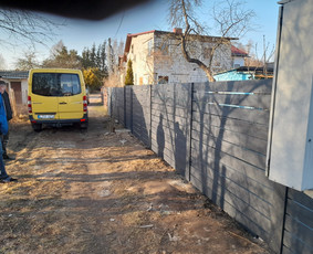 Montuojam segmentines ir metaliniu tvoralenčių tvoras / Arvydas / Darbų pavyzdys ID 2234028
