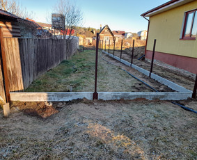 Montuojam segmentines ir metaliniu tvoralenčių tvoras / Arvydas / Darbų pavyzdys ID 2234042