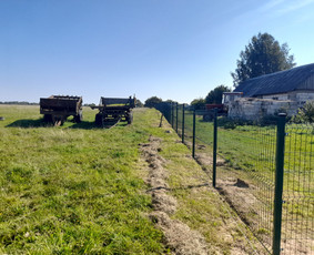 Montuojam segmentines ir metaliniu tvoralenčių tvoras / Arvydas / Darbų pavyzdys ID 2234082
