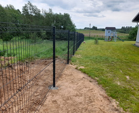 Montuojam segmentines ir metaliniu tvoralenčių tvoras / Arvydas / Darbų pavyzdys ID 2234106