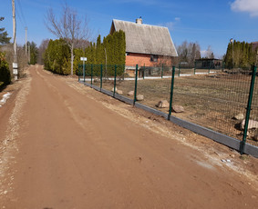 Montuojam segmentines ir metaliniu tvoralenčių tvoras / Arvydas / Darbų pavyzdys ID 2234120