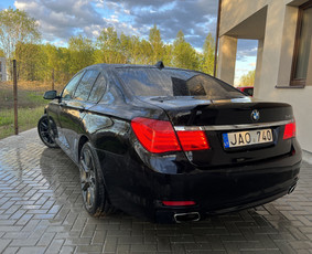 Bmw 7 automobilių nuoma - Automobilių nuoma su vairuotoju - 3 Automobilių nuoma su vairuotoju - Bmw 7 automobilių nuoma - 3