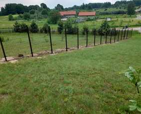 Montuojam segmentines ir metaliniu tvoralenčių tvoras / Arvydas / Darbų pavyzdys ID 2243990