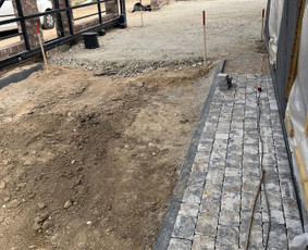 Trinkelių klojimas, pagrindai, vejos įrengimas - Trinkelių klojimas - 3 Trinkelių klojimas - Trinkelių klojimas, pagrindai, vejos įrengimas - 3