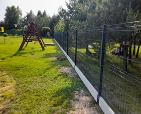 Montuojam segmentines ir metaliniu tvoralenčių tvoras / Arvydas / Darbų pavyzdys ID 2261244