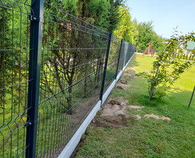 Montuojam segmentines ir metaliniu tvoralenčių tvoras / Arvydas / Darbų pavyzdys ID 2261246