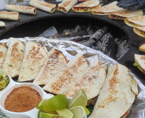 Grill ir Bbq Jūsų šventeje. / Andrejus / Darbų pavyzdys ID 2267282