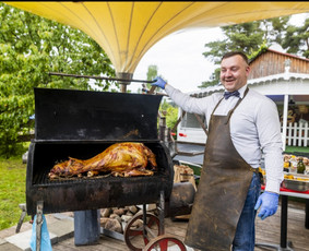 Grill ir Bbq Jūsų šventeje. / Andrejus / Darbų pavyzdys ID 2267336