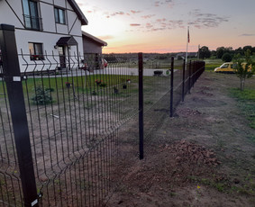Montuojam segmentines ir metaliniu tvoralenčių tvoras / Arvydas / Darbų pavyzdys ID 2267442