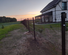 Montuojam segmentines ir metaliniu tvoralenčių tvoras / Arvydas / Darbų pavyzdys ID 2267444