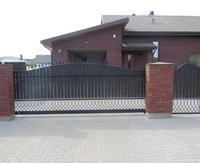 Vartai Tvoros Turėklai Stogeliai ir kiti gaminiai - Stumdomų vartų gamyba - 1 Stumdomų vartų gamyba - Vartai Tvoros Turėklai Stogeliai ir kiti gaminiai - 1