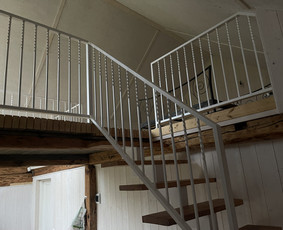 Vartai Tvoros Turėklai Stogeliai ir kiti gaminiai - Laiptų turėklai - 2 Laiptų turėklai - Vartai Tvoros Turėklai Stogeliai ir kiti gaminiai - 2