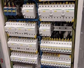 Atestuoti/licencijuoti elektrikai. Daugiabučių renovacija / MB Elinera / Darbų pavyzdys ID 2274918