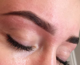 Kosmetologės - ANTAKIU KOREKCIJA CHNA DAZAIS - 1