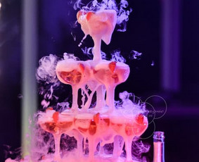 Bubble Tower / Mobilus baras / Šampano taurių piramidė / Marius Dolbadzė / Darbų pavyzdys ID 394115