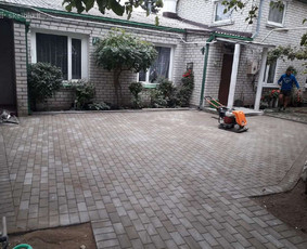 Gerbuvio darbai,trinkeliu klojimas,asfaltavimas / UAB RAINITA / Darbų pavyzdys ID 2299848
